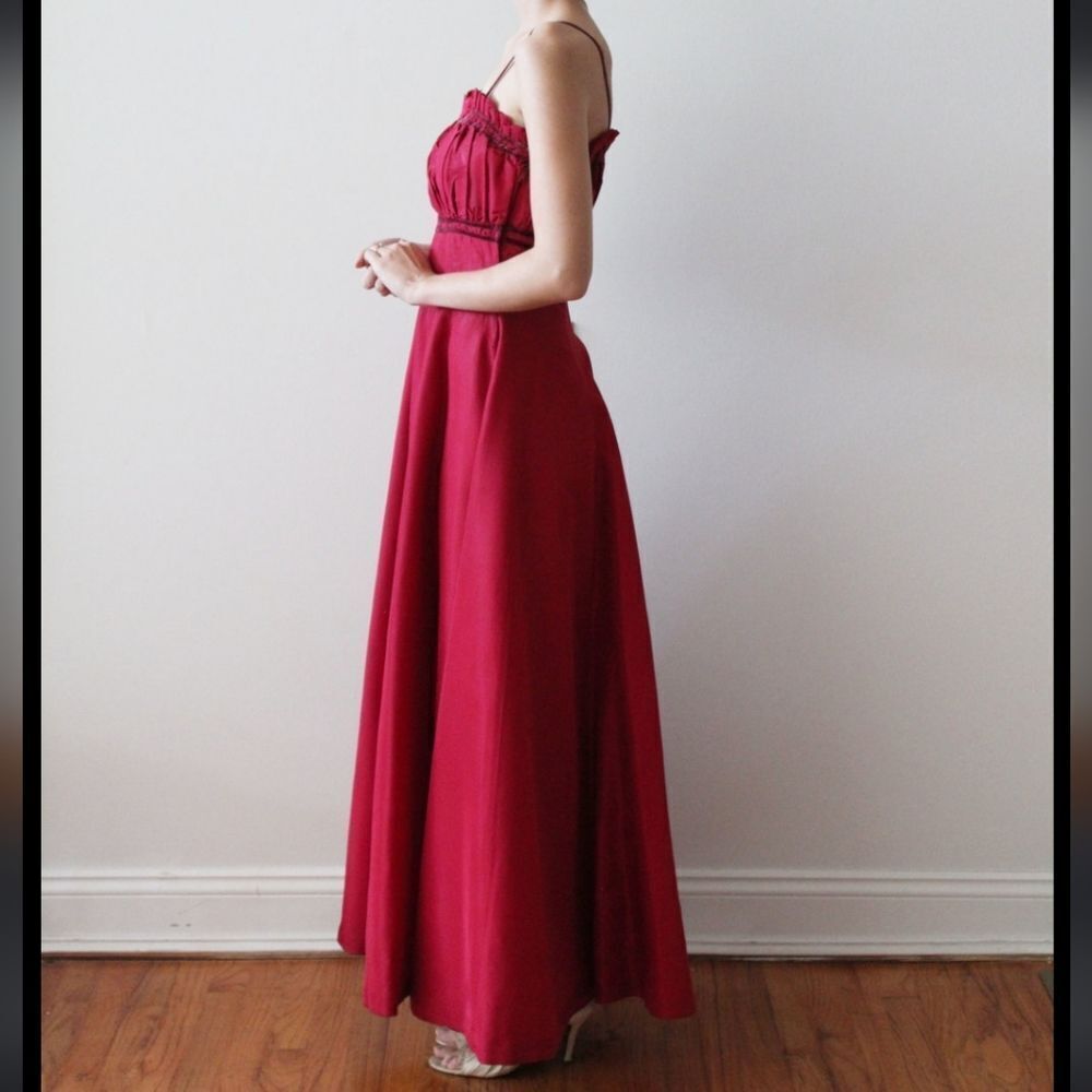 MODER MAIDS MARY BRIDALS COLLECTION REMOVABLE ADJUSTABLE STRAP DRESS
